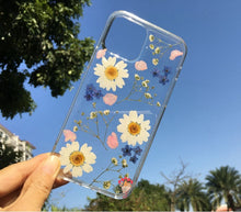 Genuine pressed dried real flower Samsung / iphone case - crystal clear case